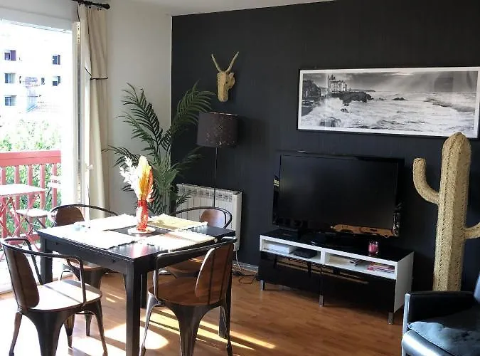 Appartement - Petricot - Balcon - Calme *